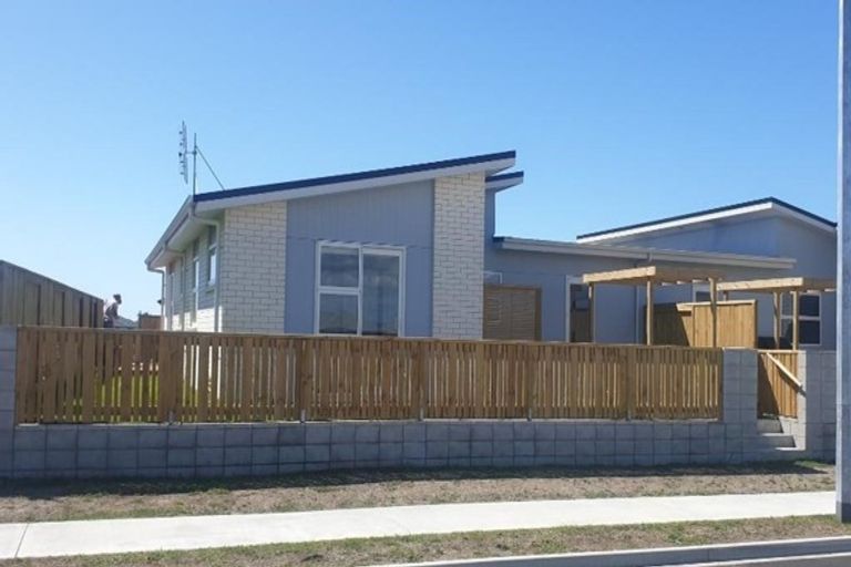 Photo of property in 18 Toi Place, Papamoa, 3118