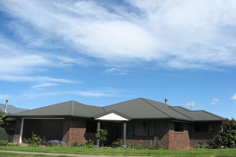 Photo of property in 32 Kingsford Drive, Stoke, Nelson, 7011