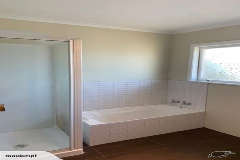 Photo of property in 17 Margaret Place, Milford, Auckland, 0620