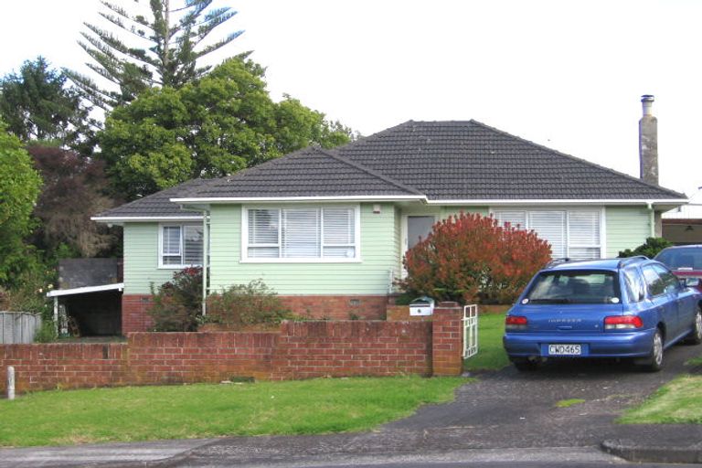 Photo of property in 6 Beaufield Lane, Te Atatu Peninsula, Auckland, 0610