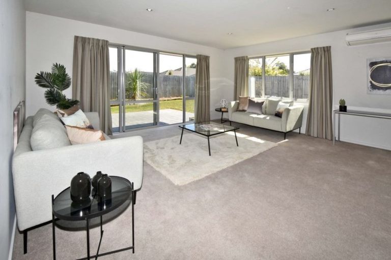 Photo of property in 10 Freyberg Street, Rangiora, 7400