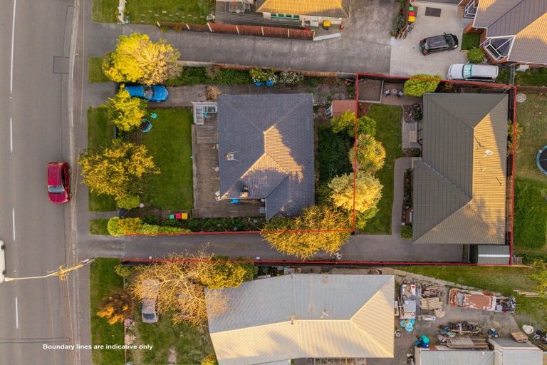 Photo of property in 1/139 Sawyers Arms Road, Northcote, Christchurch, 8052