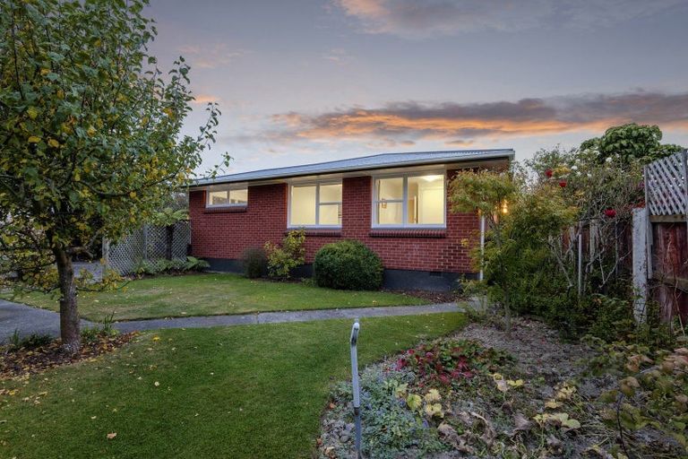 Photo of property in 6 Waipara Street, Cracroft, Christchurch, 8025