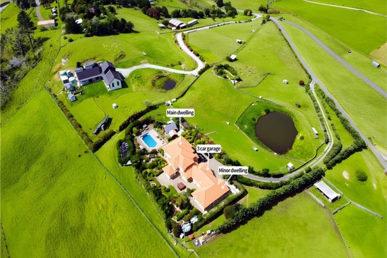 Photo of property in 2217b South Head Road, South Head, Helensville, 0874