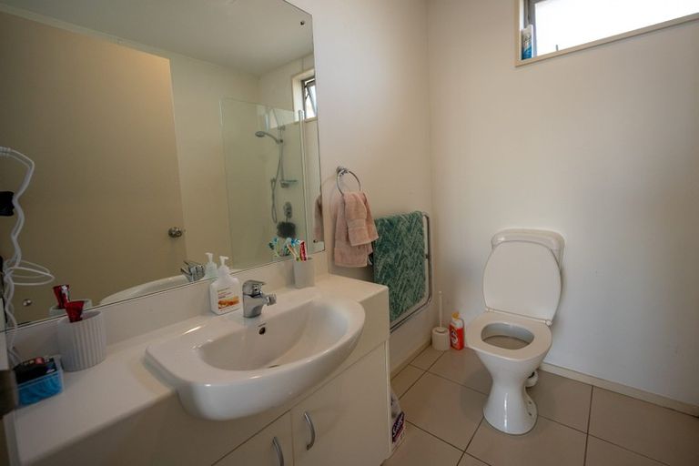 Photo of property in 52d Brockworth Place, Riccarton, Christchurch, 8011