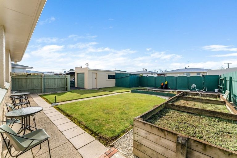 Photo of property in 18 Duff Place, Mosgiel, 9024