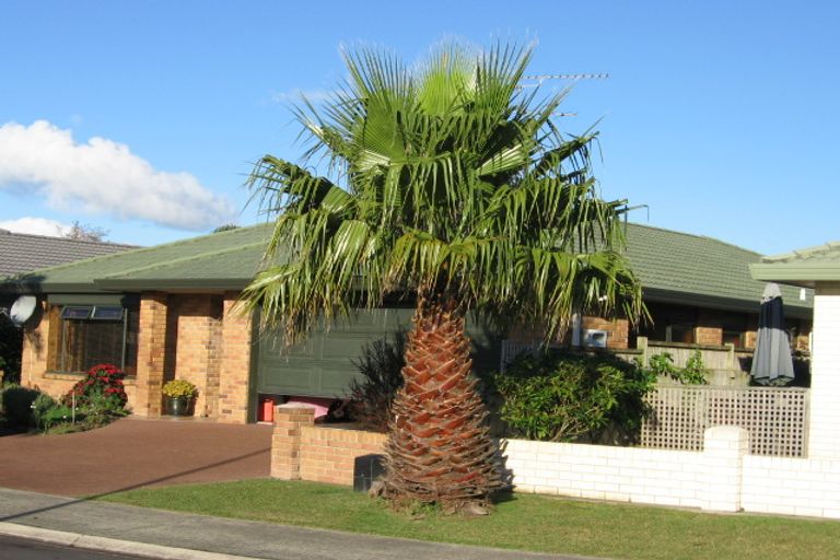 Photo of property in 7 Dan Tori Place, Orewa, 0931