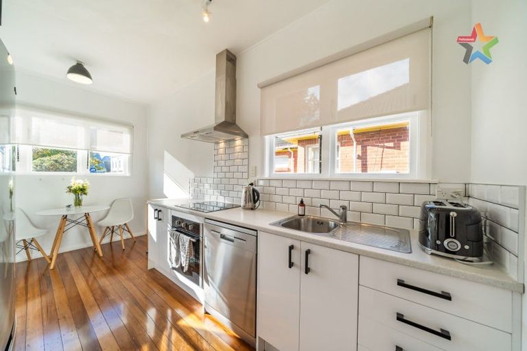 Photo of property in 18 Bush Street, Naenae, Lower Hutt, 5011