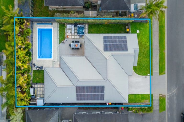 Photo of property in 14 Will Street, Huapai, Kumeu, 0810