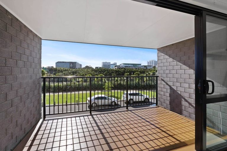 Photo of property in 27 Haroto Street, Manukau, Auckland, 2104