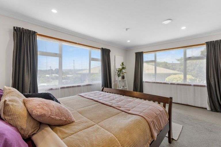 Photo of property in 11 Dowman Street, Urenui, 4375