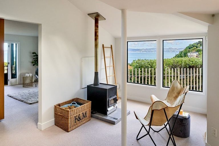 Photo of property in 23 Kotari Road, Days Bay, Lower Hutt, 5013