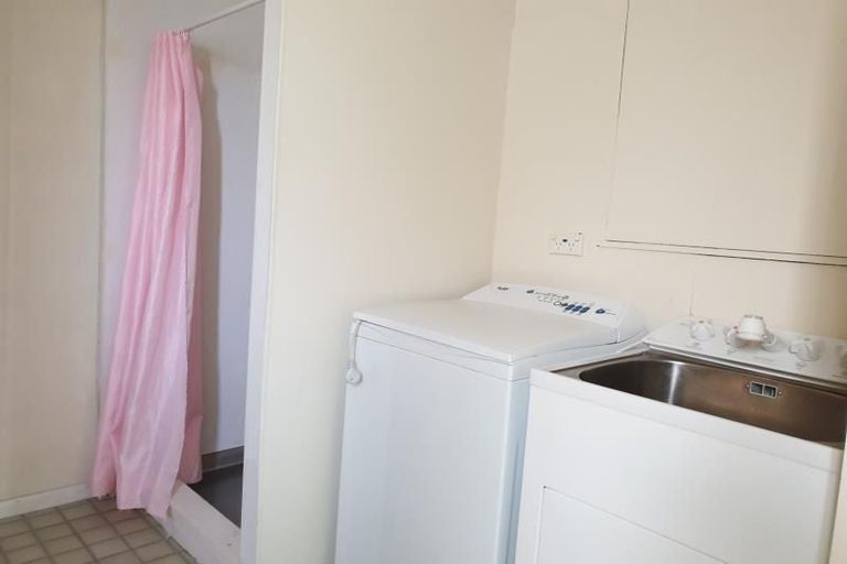 Photo of property in 69 Duncan Terrace, Kilbirnie, Wellington, 6022