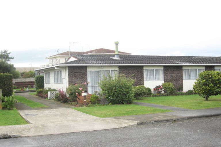 Photo of property in 17 Manawa Avenue, Raumati Beach, Paraparaumu, 5032