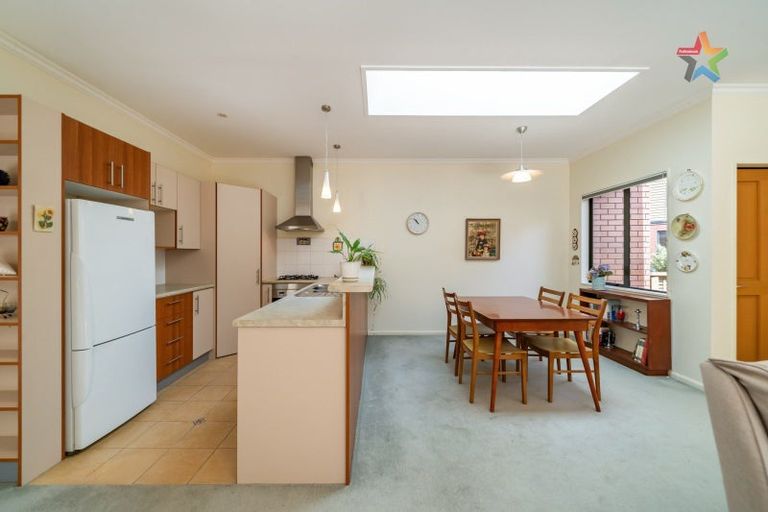 Photo of property in 50 Futuna Close, Karori, Wellington, 6012