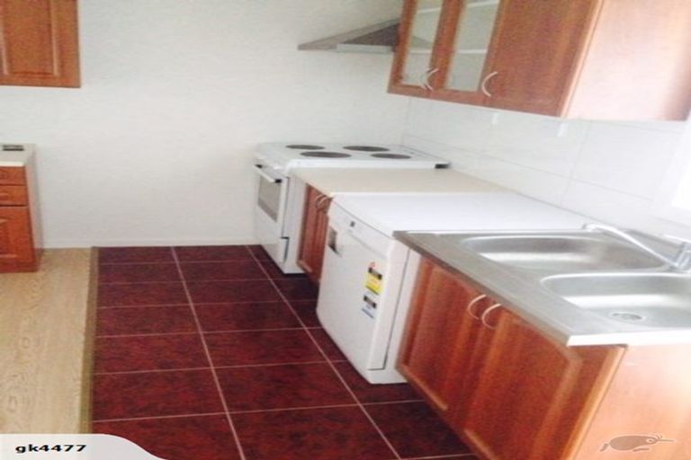 Photo of property in 1/224 Forrest Hill Road, Forrest Hill, Auckland, 0620