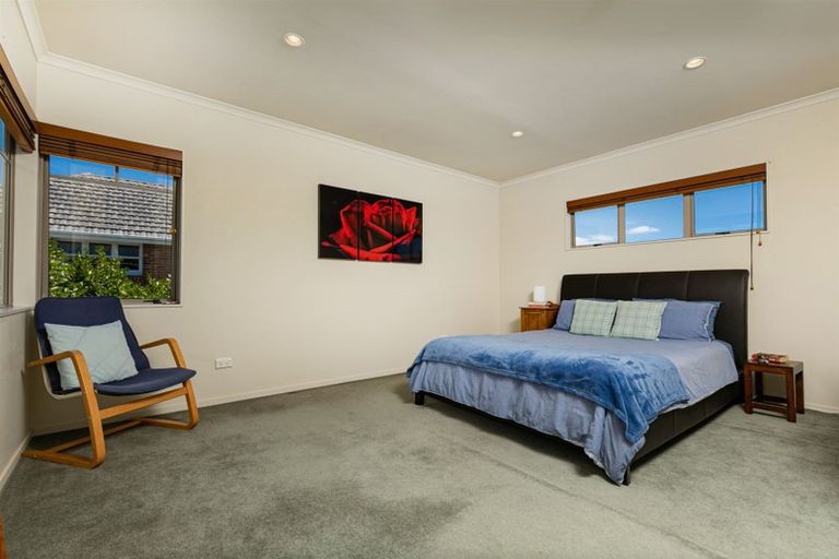 Photo of property in 27a Alamein Avenue, Belmont, Auckland, 0622