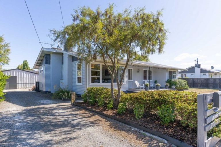 Photo of property in 14 Mahupuku Street, Greytown, 5712