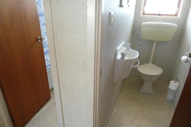 Photo of property in 3/98 Carruth Road, Papatoetoe, Auckland, 2025