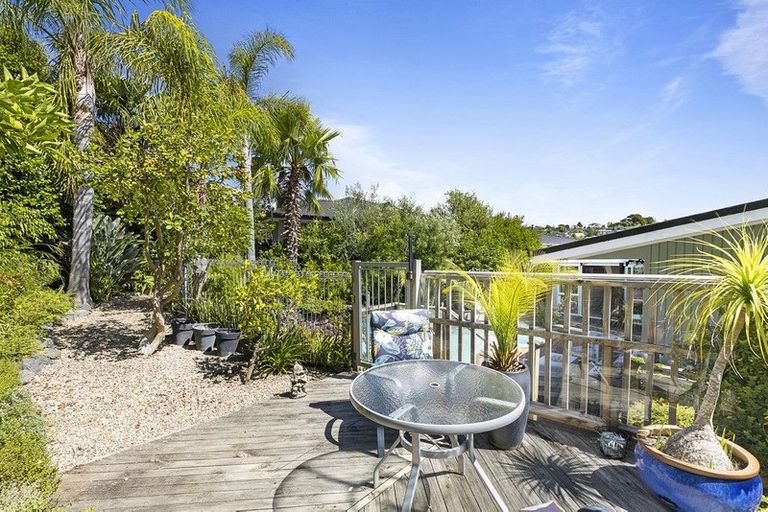 Photo of property in 10 Ponui Place, Mairangi Bay, Auckland, 0630