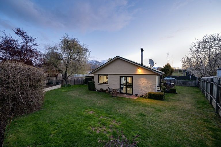 Photo of property in 87 Mcdonnell Road, Arrowtown, 9302