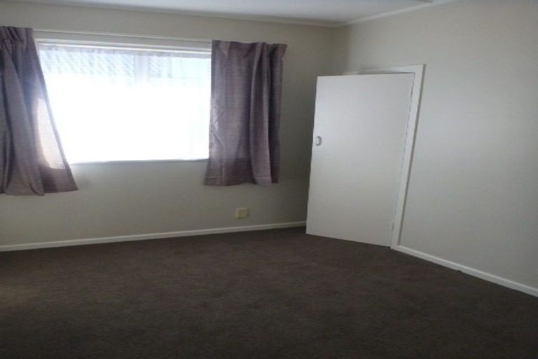 Photo of property in 33a-b Clevedon Road, Papakura, 2110