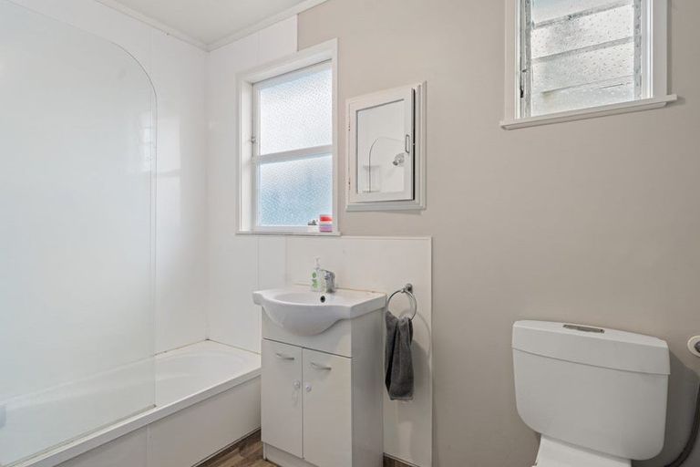 Photo of property in 13a Sandleigh Drive, Athenree, Katikati, 3177