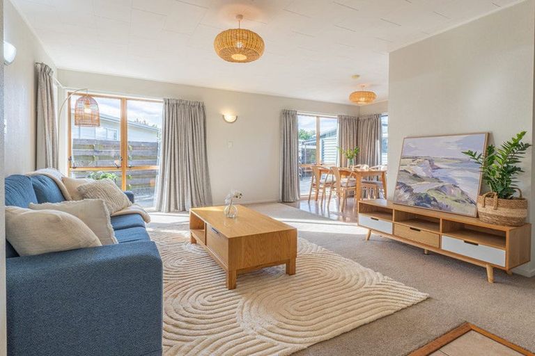 Photo of property in 6 Lomond Place, Tamatea, Napier, 4112