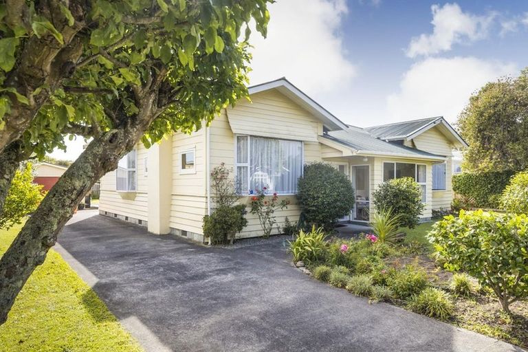 Photo of property in 7 Moerangi Street, West End, Palmerston North, 4410