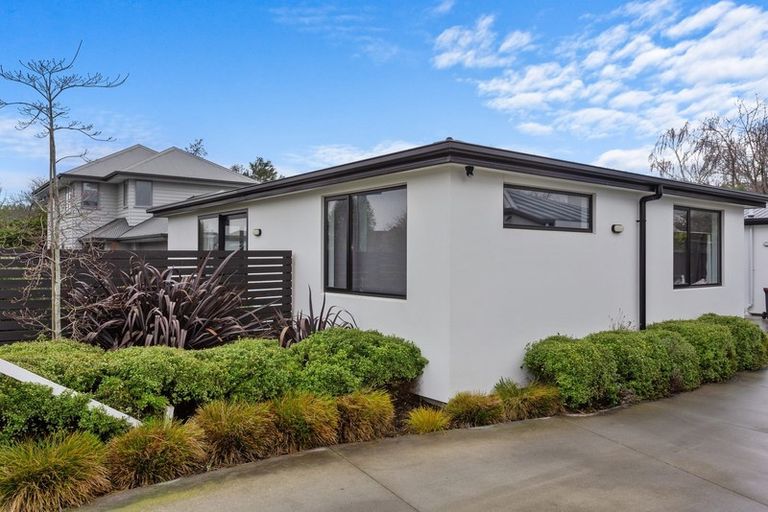 Photo of property in 82 Grants Road, Papanui, Christchurch, 8053