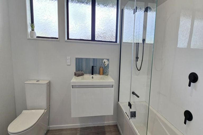 Photo of property in 2/32 Eldon Grove, Taita, Lower Hutt, 5019