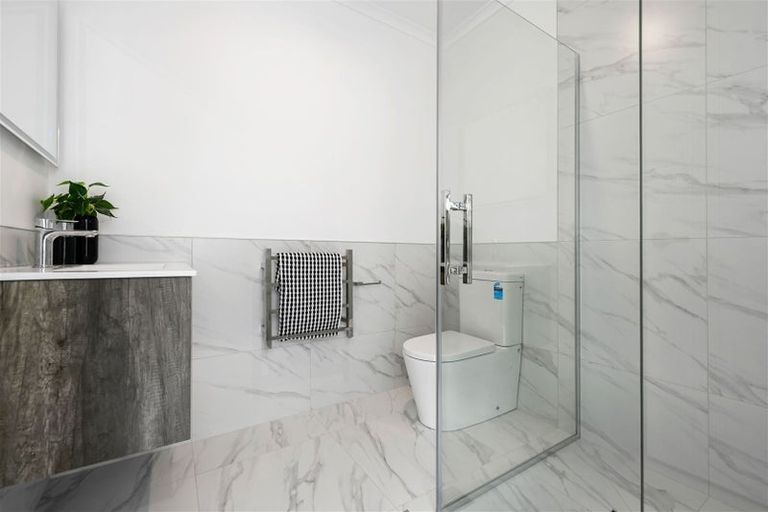 Photo of property in 1/37 Mansel Avenue, Hillcrest, Hamilton, 3216