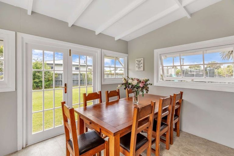 Photo of property in 1 Tamar Street, Rongotea, 4476