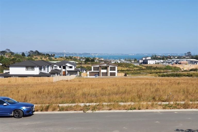 Photo of property in 14 Hutukawa Drive, Beachlands, Auckland, 2018