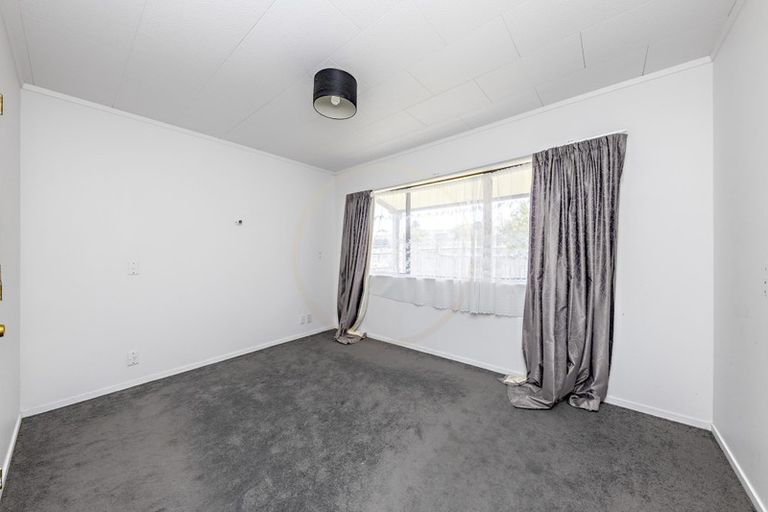 Photo of property in 3 Christmas Road, Manurewa, Auckland, 2102
