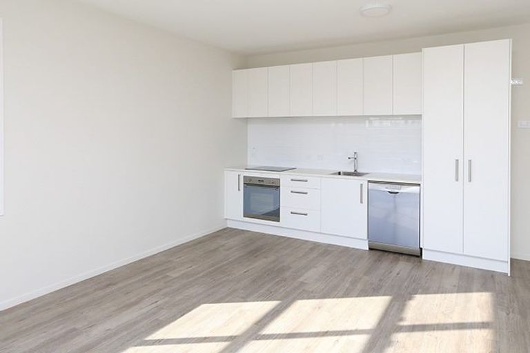 Photo of property in 102/3 Village Quarter Lane, Frankton, Hamilton, 3204