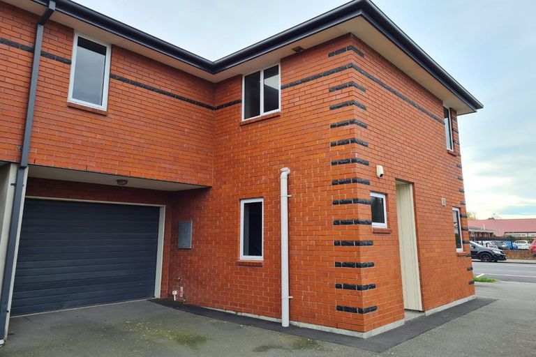 Photo of property in 672a Ferry Road, Woolston, Christchurch, 8023