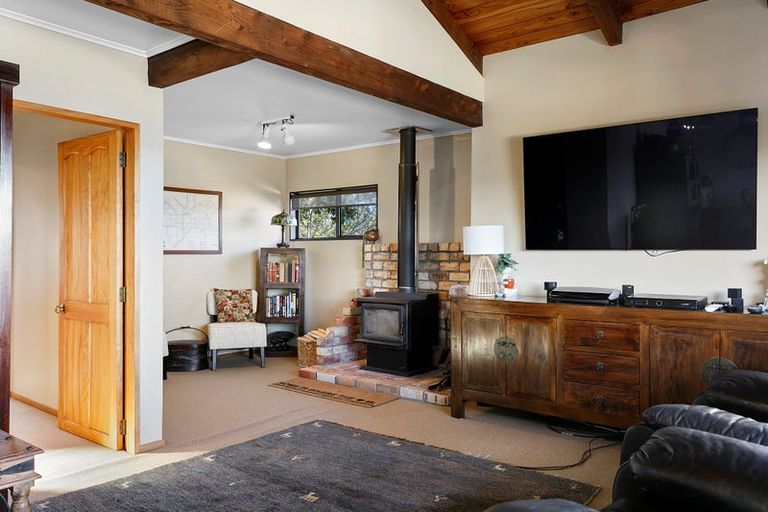 Photo of property in 12 Harvey Street, Waipahihi, Taupo, 3330