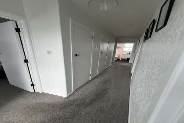 Photo of property in 18 Tarapunga Place, Tokoroa, 3420