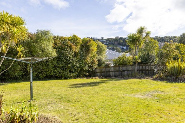 Photo of property in 18 Scenic Heights, Acacia Bay, Taupo, 3330