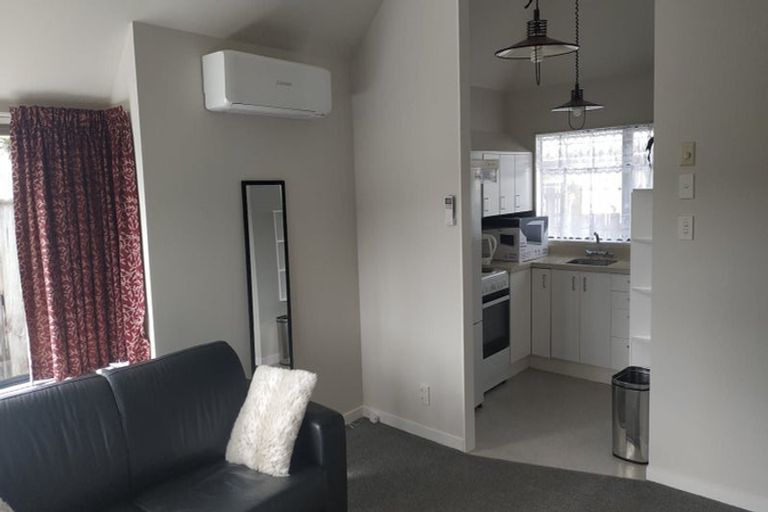 Photo of property in 3/992 High Street, Avalon, Lower Hutt, 5011