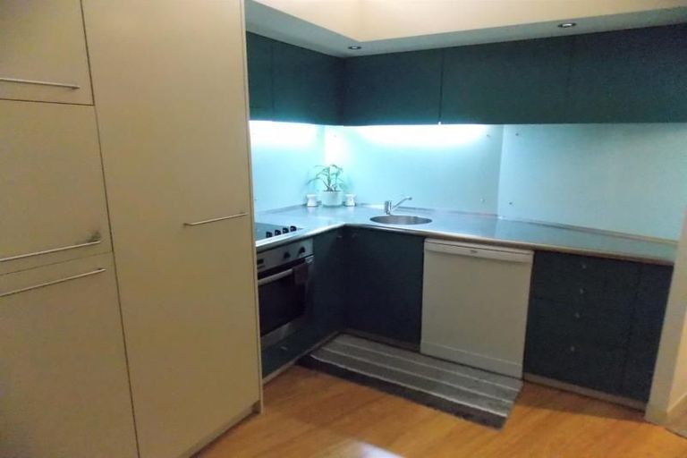 Photo of property in Gerondis Bldg Apartments, 101/60 Willis Street, Wellington Central, Wellington, 6011