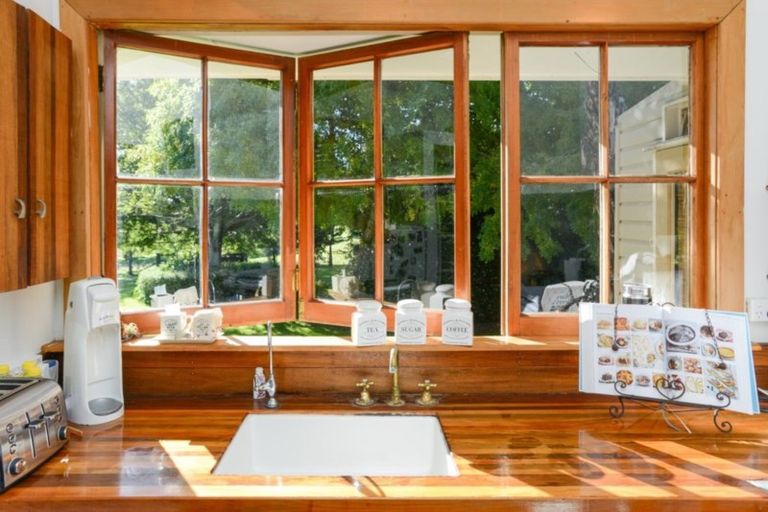 Photo of property in 250 Hendley Road, Patoka, Napier, 4186