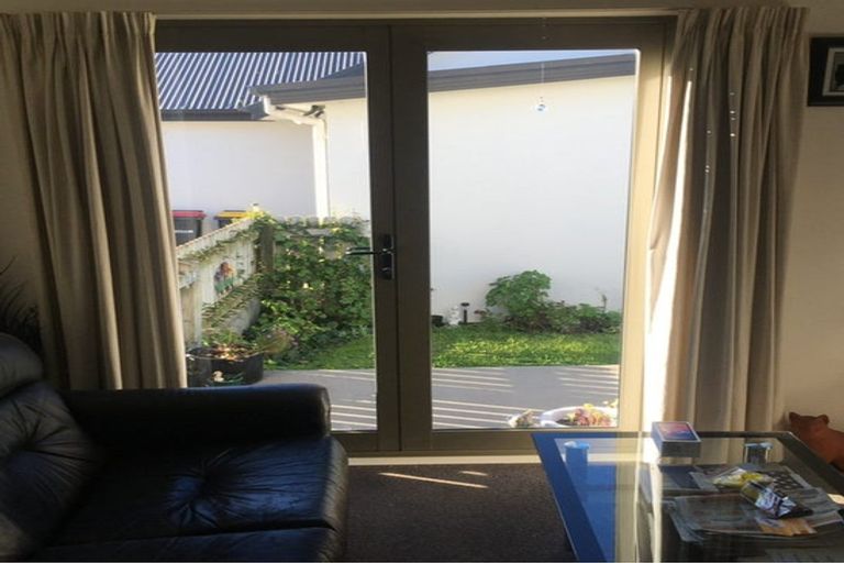 Photo of property in 48 Silvester Street, Woolston, Christchurch, 8023