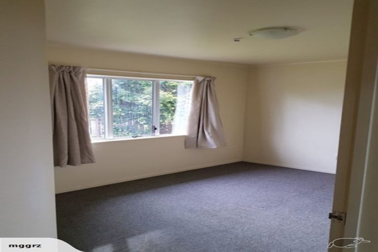 Photo of property in 32 Heathdale Crescent, Papakura, 2110