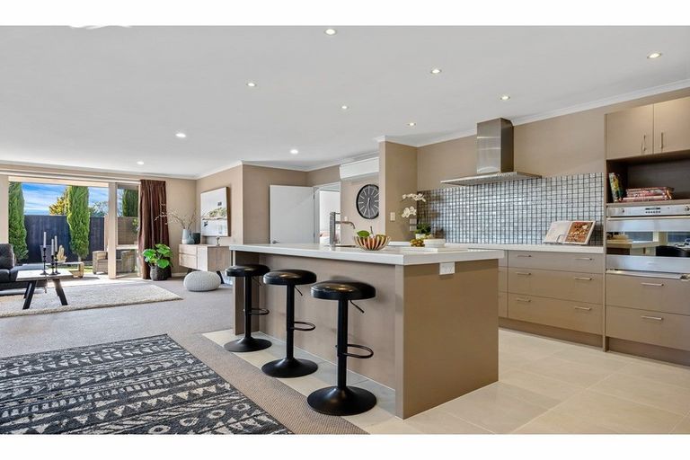 Photo of property in 42a Santa Rosa Avenue, Halswell, Christchurch, 8025