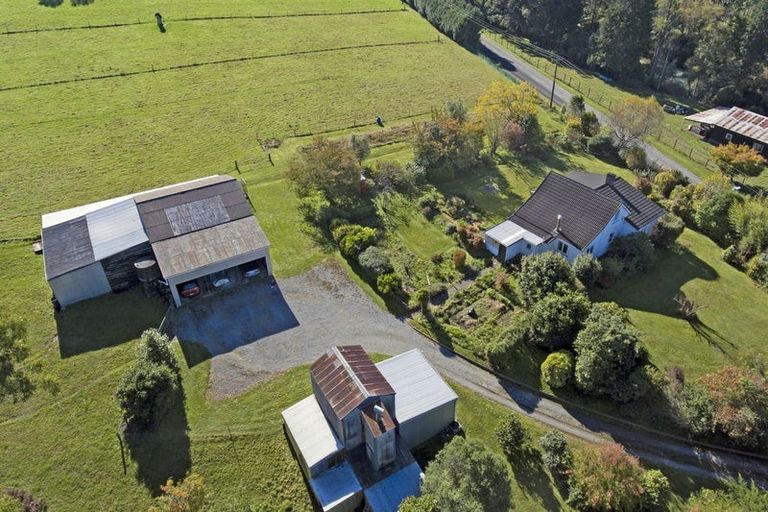 Photo of property in 405 Pigeon Valley Road, Pigeon Valley, Wakefield, 7096