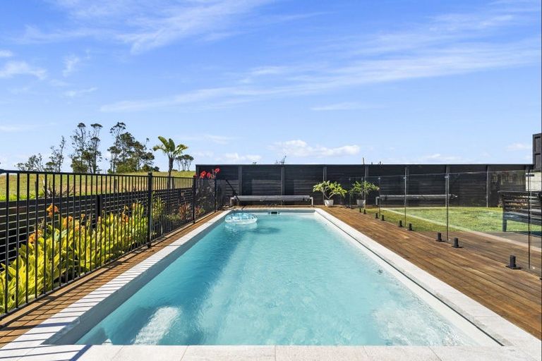 Photo of property in 12 Kuakua Close, Papamoa Beach, Papamoa, 3118