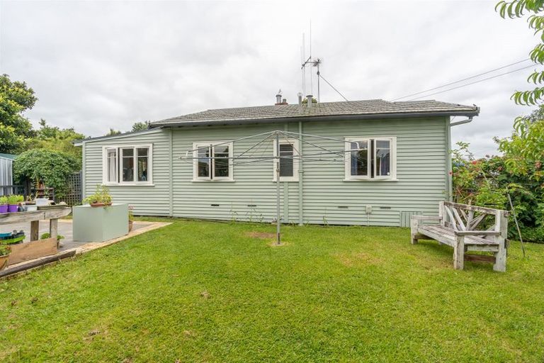 Photo of property in 6 Moncrieff Avenue, Fairfield, Hamilton, 3214