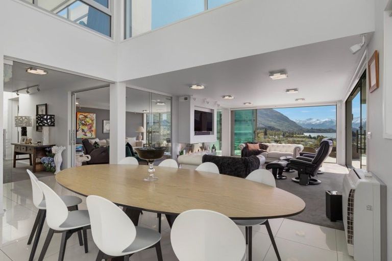 Photo of property in 3 Botting Place, Wanaka, 9305
